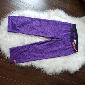 Nike pro combat crop leggings pant